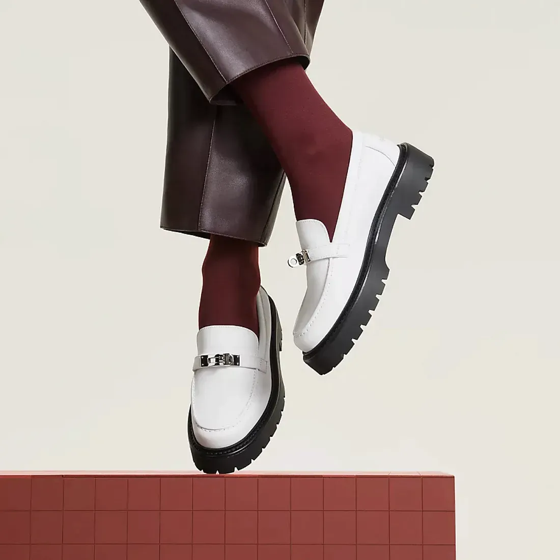Hermès Лоферы Icone White / Silver - фото 2