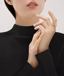 Tiffany & Co. Кольцо T T1 Ring with Diamonds Rose Gold - фото 2