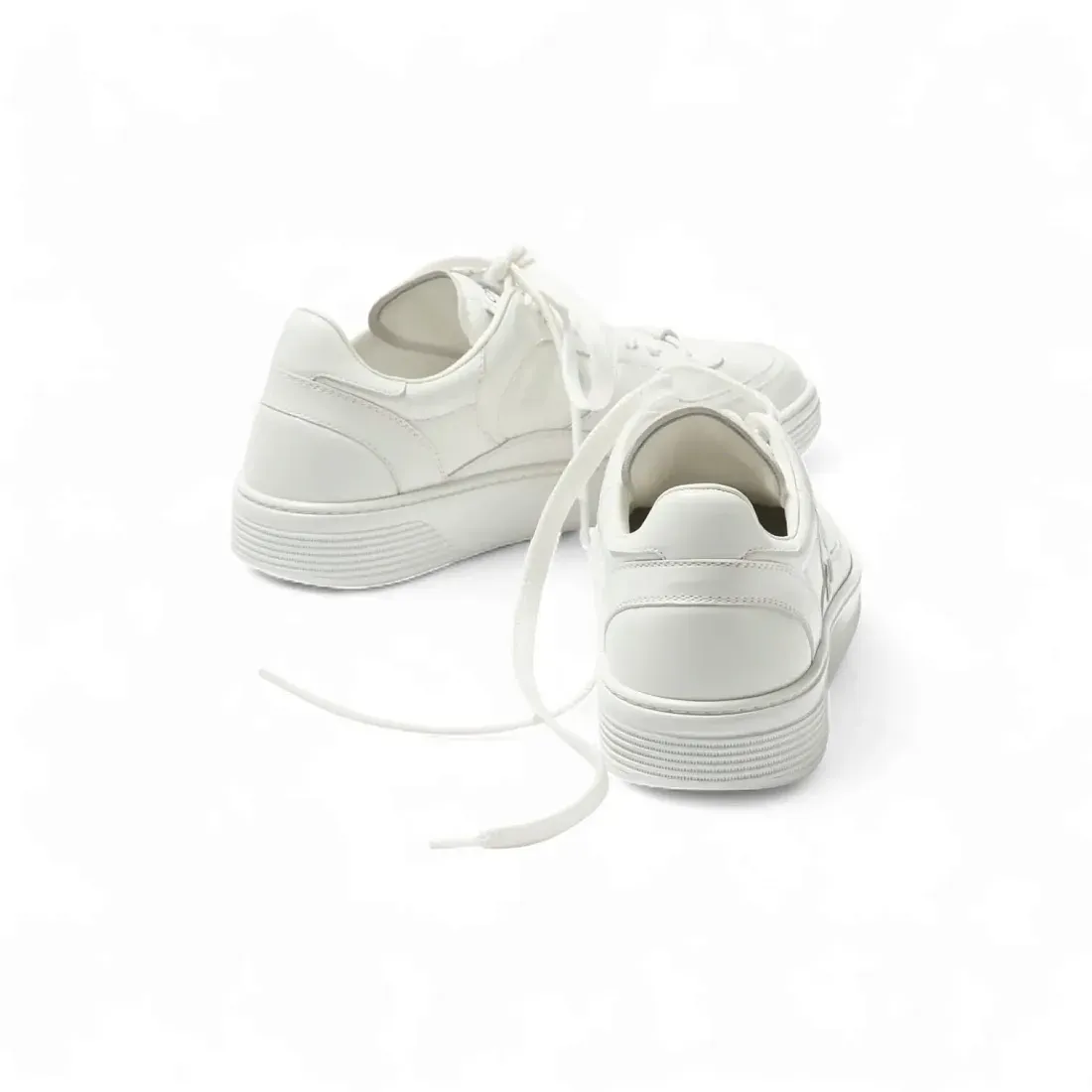 Chanel Кожаные кроссовки White - фото 2