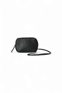 The Row Клатч Owen Pouch Black из кожи - фото 1