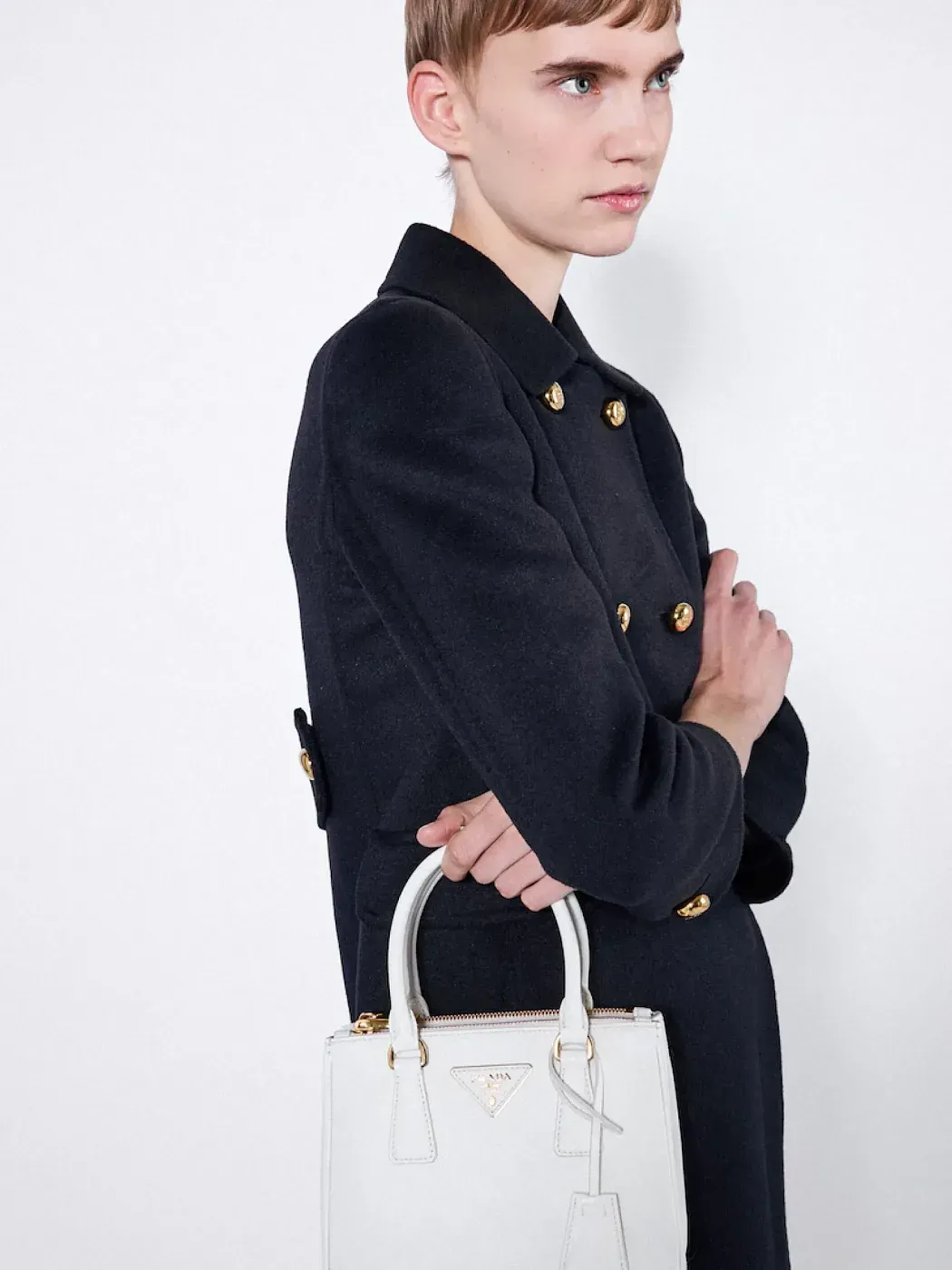 Prada Мини-сумка Galleria из сафьяновой кожи White - фото 9
