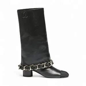 Chanel Кожаные сапоги Black - фото 1
