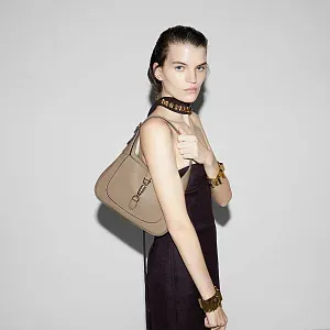Gucci Сумка Jackie 1961 на плечо Taupe - фото 2