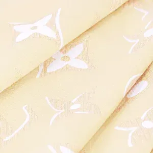 Louis Vuitton Шарф LV Essential Shine Vanilla - фото 3