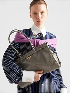 Prada Большая кожаная сумка Pewter - фото 2