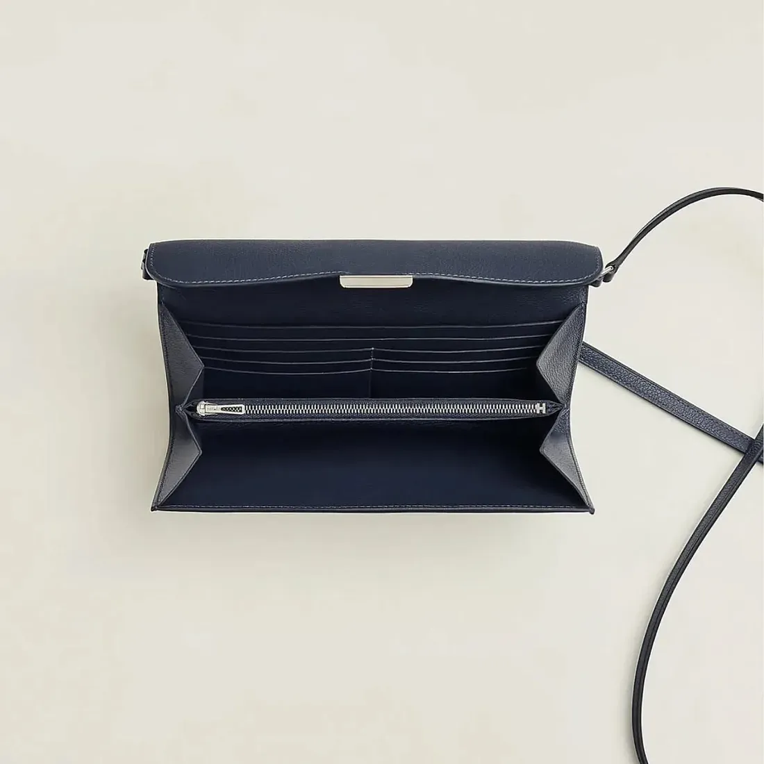 Hermès Кошелек Constance To Go Bleu Nuit Evercolor Palladium Hardware - фото 3