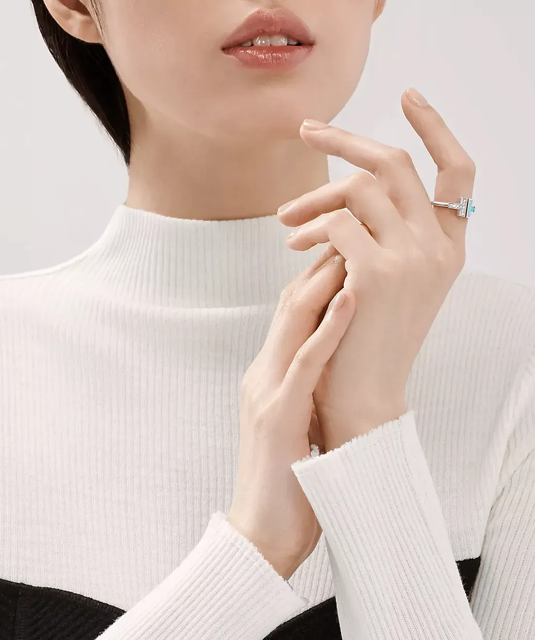 Tiffany & Co. Кольцо T Diamond White Gold - фото 2