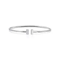 Tiffany & Co. Браслет T Narrow Wire Bracelet White Gold - фото 1
