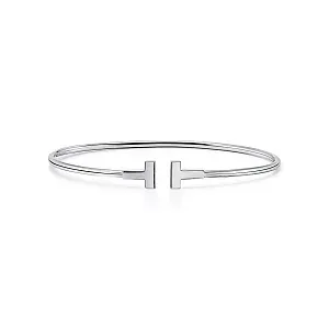 Tiffany & Co. Браслет T Narrow Wire Bracelet White Gold - фото 1