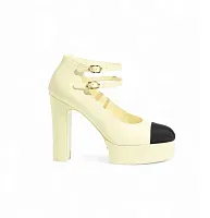 Chanel Кожаные туфли Мэри-Джейн Light Yellow /Black - фото 1