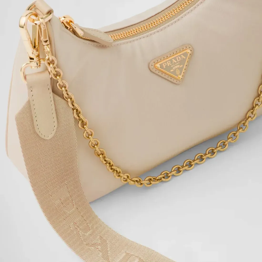 Prada Сумка Re-Edition 2005 из Re-Nylon Desert - фото 4