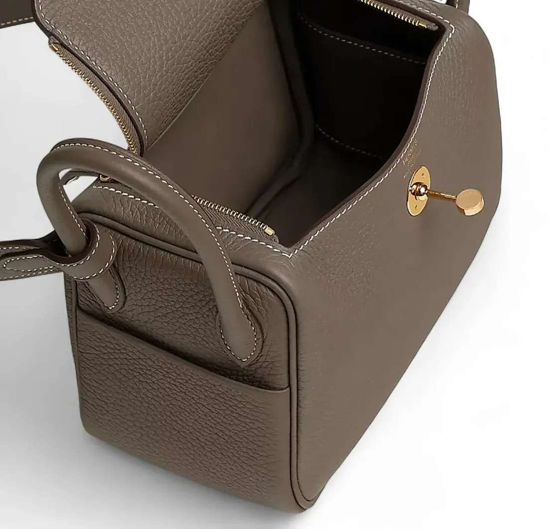 Hermès Сумка Lindy Mini Etoupe Clemence Gold Hardware - фото 3