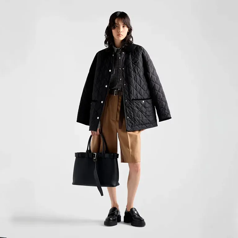 Легкая куртка из Re-Nylon Prada Black - фото 2