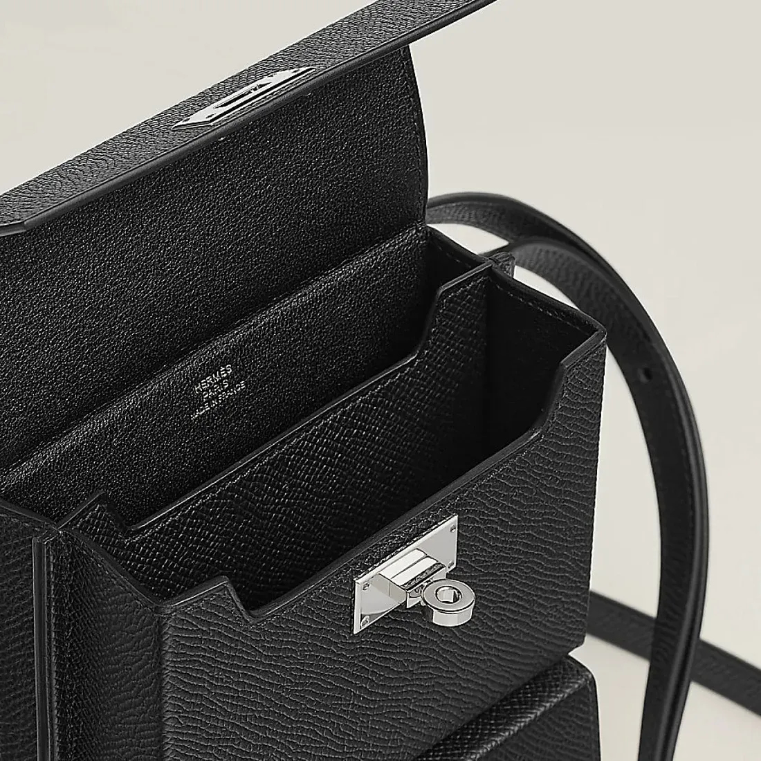 Hermès Сумка Kelly Multipocket To Go Pouch Men Black / Palladium - фото 2