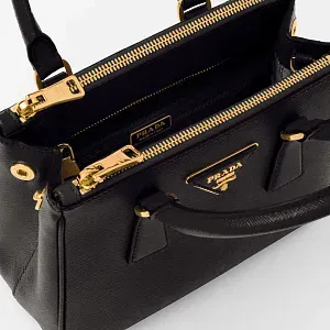 Prada Мини-сумка Galleria из сафьяновой кожи Black - фото 7