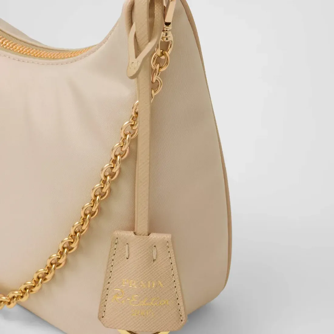 Prada Сумка Re-Edition 2005 из Re-Nylon Desert - фото 5