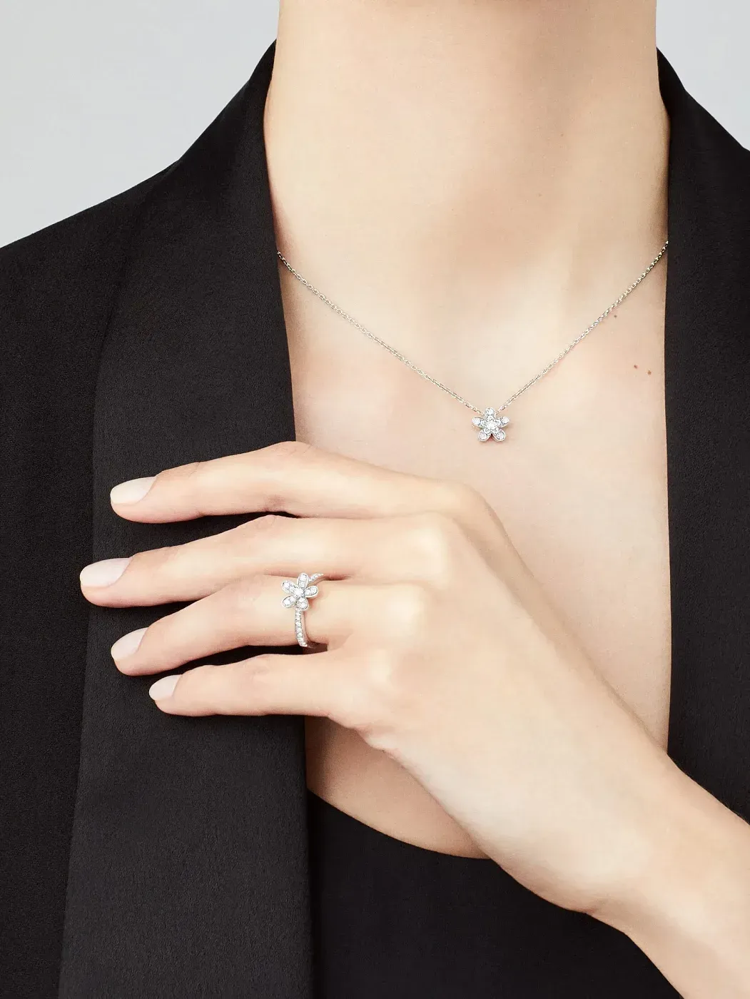 Van Cleef & Arpels Кольцо Socrate - фото 2