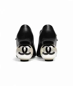 Chanel Кожаные туфли Мэри-Джейн Black - фото 2
