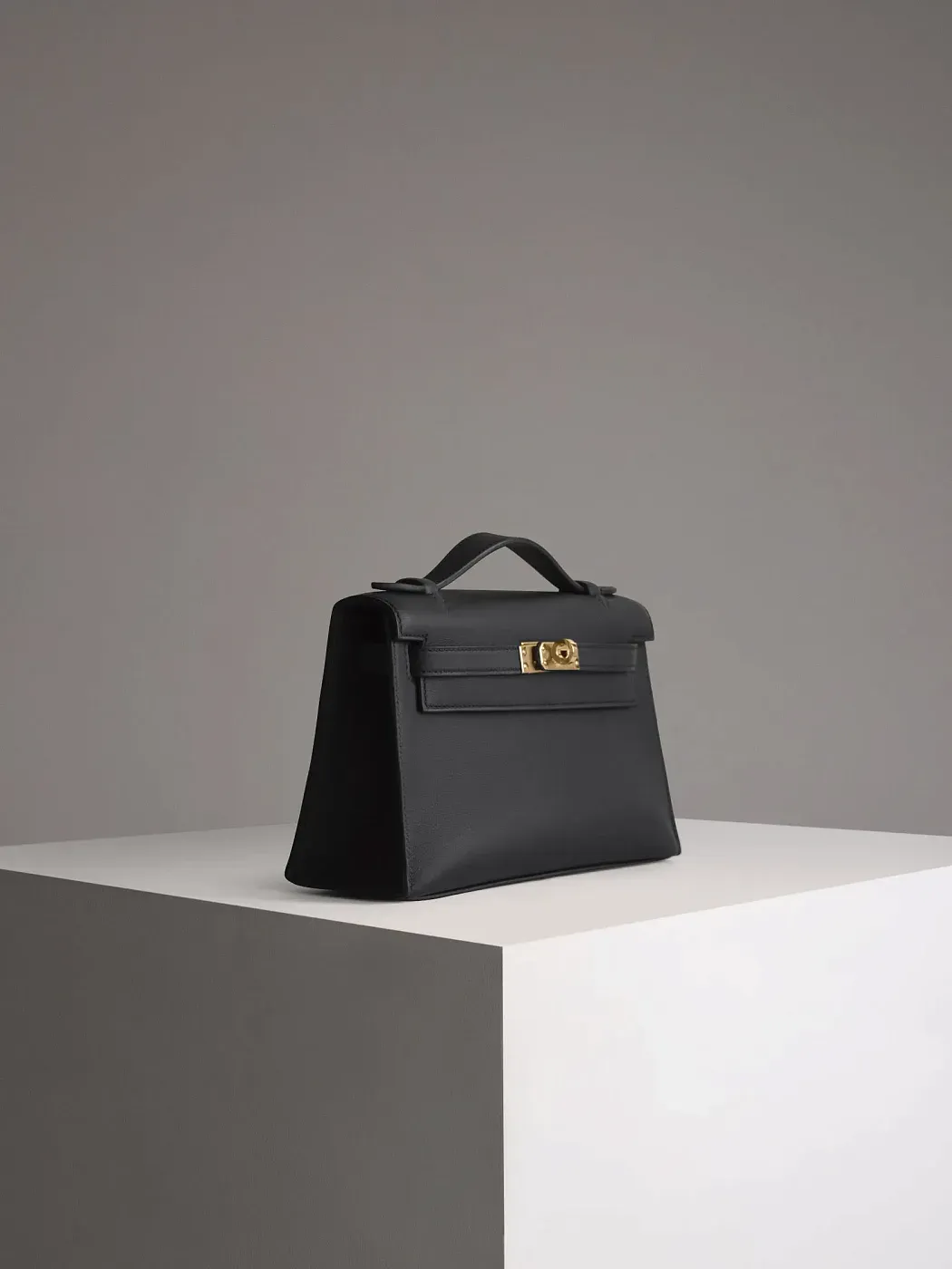 Hermès Сумка Pochette Kelly Mini Black Swift Gold Hardware - фото 4