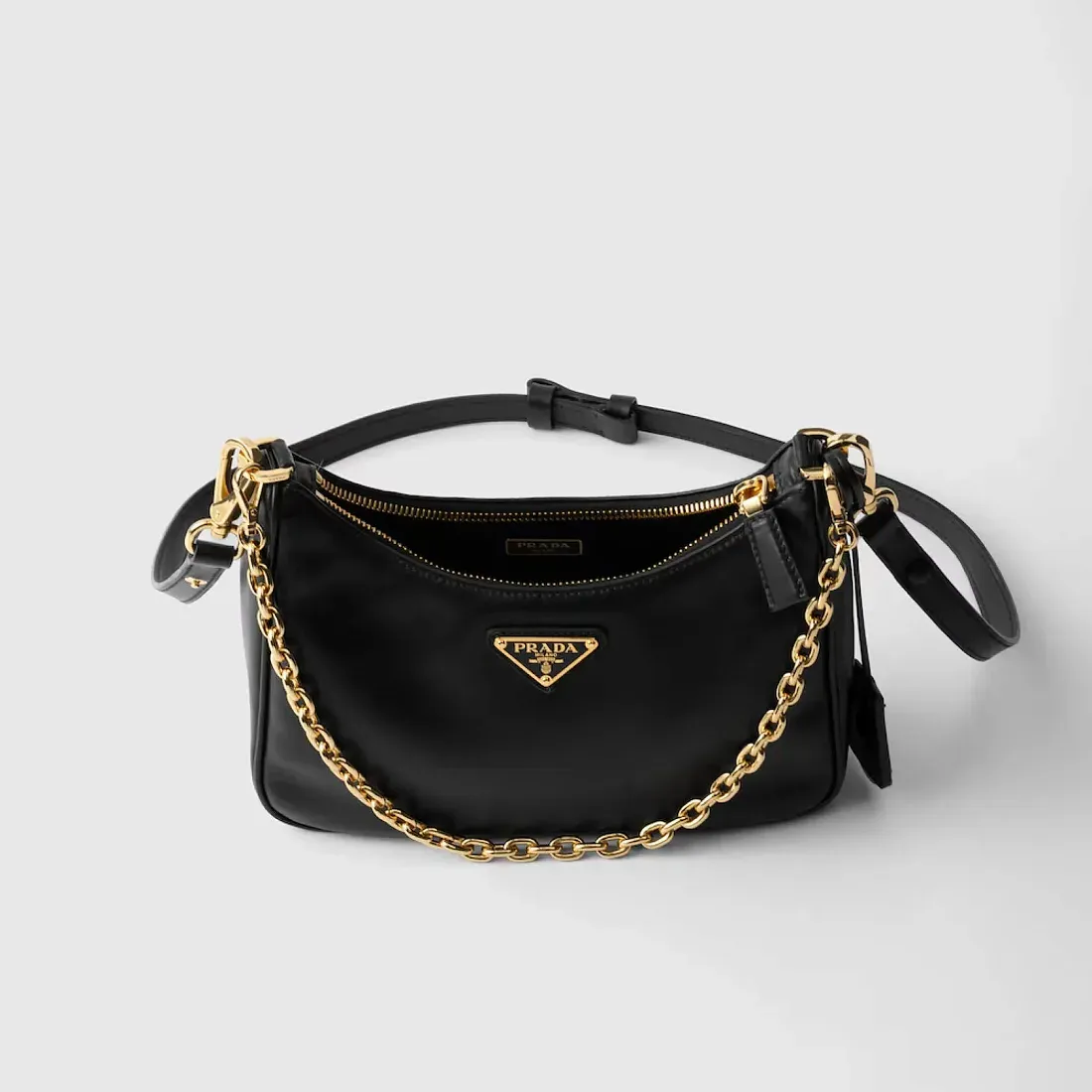 Prada Кожаная мини-сумка Re-Edition Black - фото 7