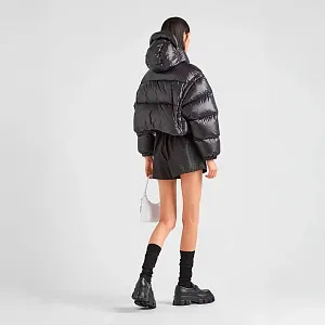 Prada Укороченный пуховик-трансформер из Re-Nylon Black - фото 5