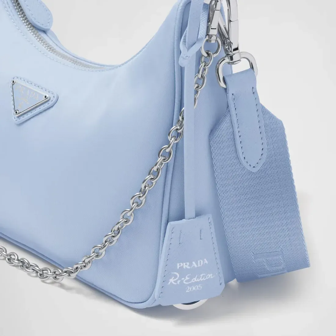 Prada Сумка Re-Edition 2005 из Re-Nylon Light Blue - фото 6