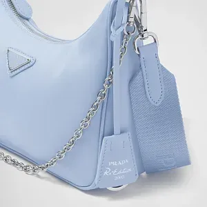 Prada Сумка Re-Edition 2005 из Re-Nylon Light Blue - фото 6