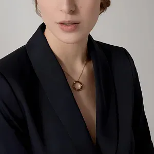 Cartier Кулон Love, 3 diamonds Yellow Gold - фото 2