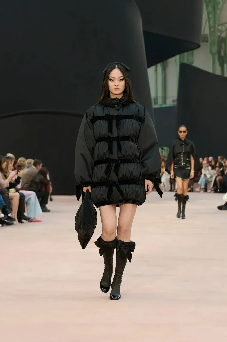Chanel Пуховик из тафты - фото 2