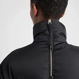 Prada Пуховое пальто с капюшоном из габардина Re-Nylon - фото 4