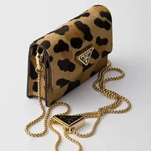 Prada Сумка из принтованной кожи с плечевым ремешком - фото 4