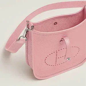 Hermès Сумка Evelyne 16 Rose Sakura Clemence Palladium Hardware - фото 3