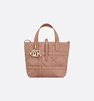 Dior Вертикальная сумка-тоут Toujours маленького формата Rose des Vents - фото 1