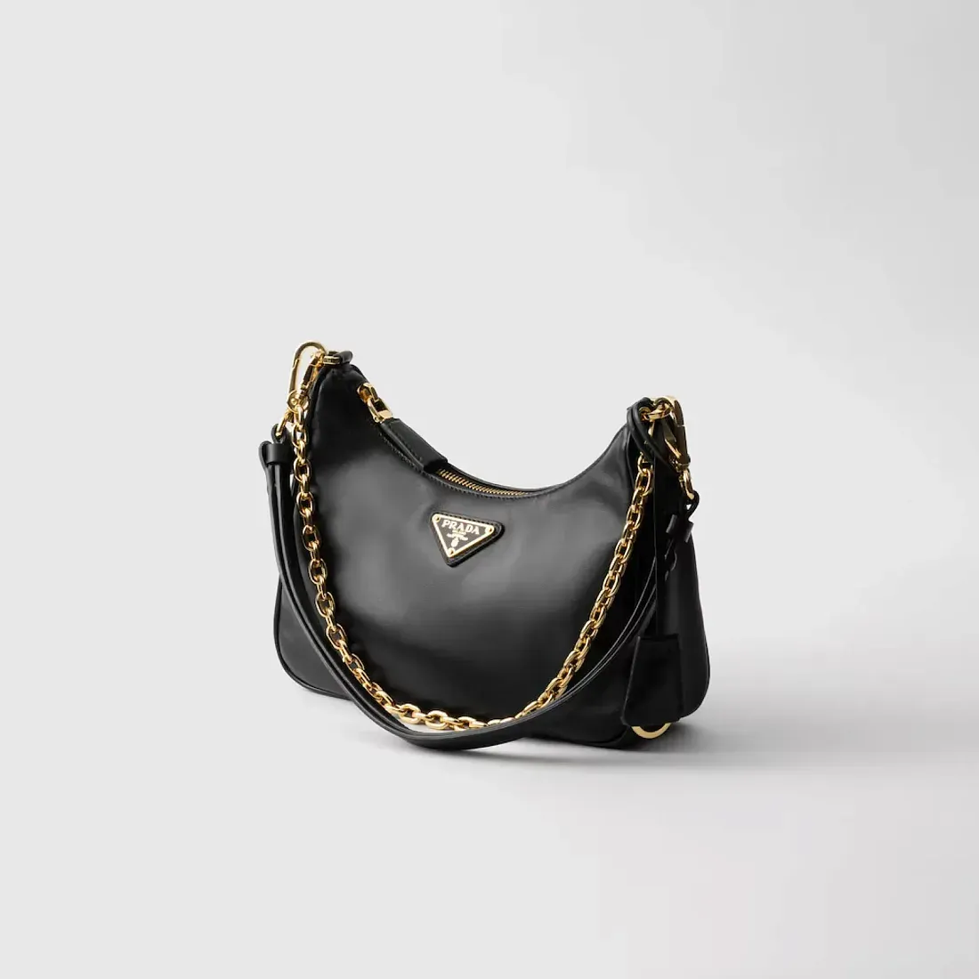 Prada Кожаная мини-сумка Re-Edition Black - фото 3