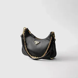 Prada Кожаная мини-сумка Re-Edition Black - фото 3