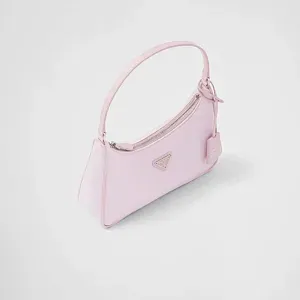 Prada Мини-сумка Re-Edition 2005 из Re-Nylon и сафьяновой кожи Alabaster Pink - фото 3