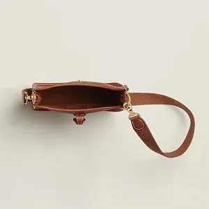 Hermès Сумка Evelyne Mini 16 Gold Clemence Gold Hardware - фото 3