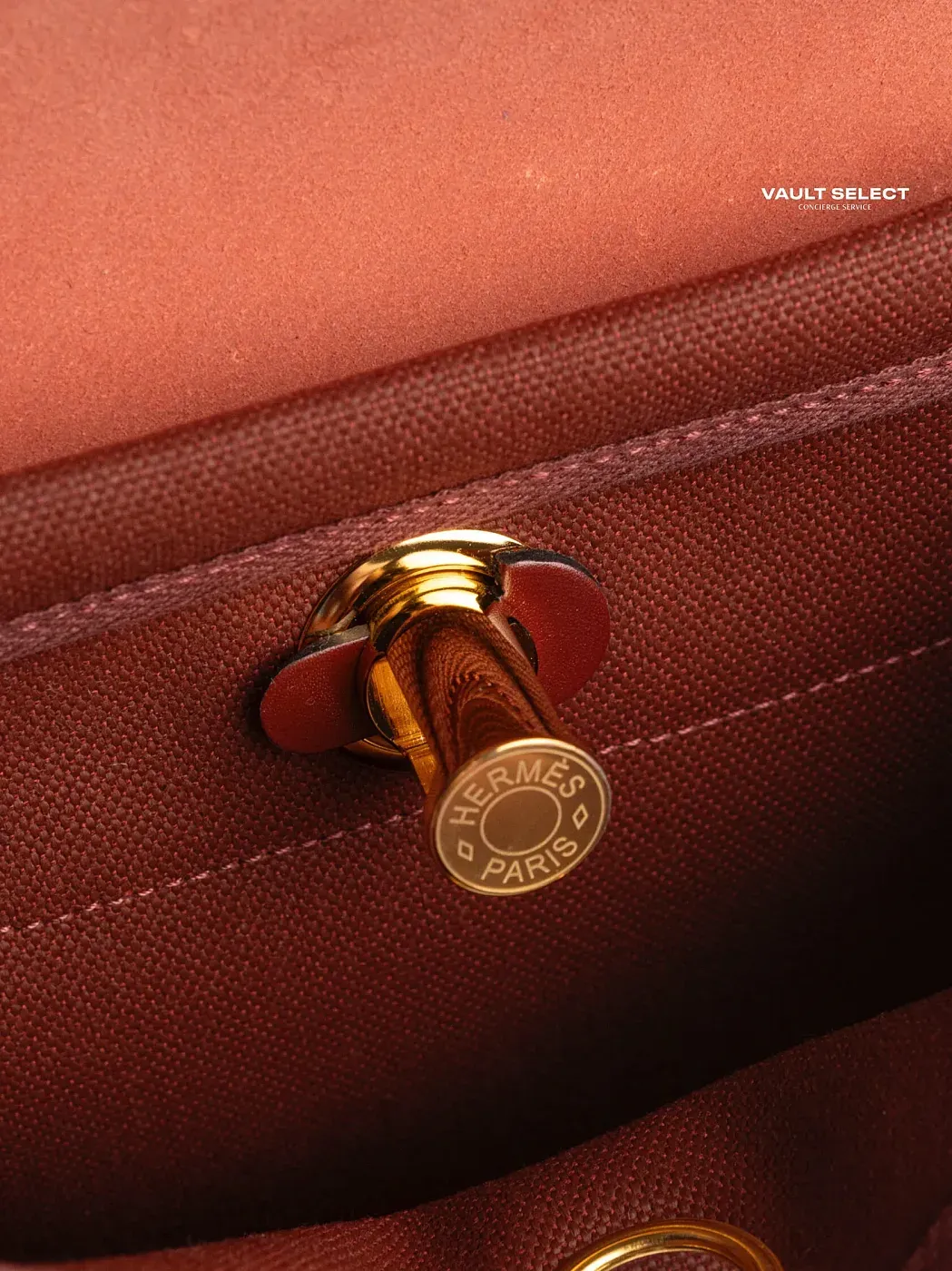 Hermès Сумка Herbag Zip 20 Rouge H Toile Militaire Vache Hunter Gold Hardware - фото 4
