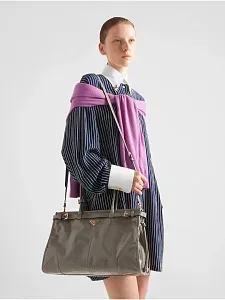 Prada Большая кожаная сумка Pewter - фото 5