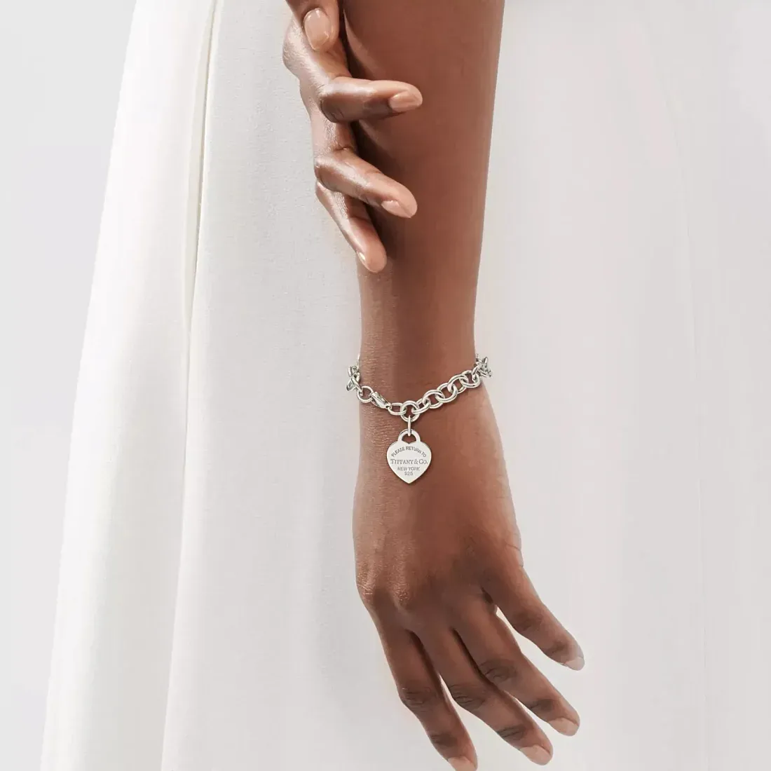 Tiffany & Co. Браслет 925 Sterling Silver Heart Charm Bracelet - фото 2