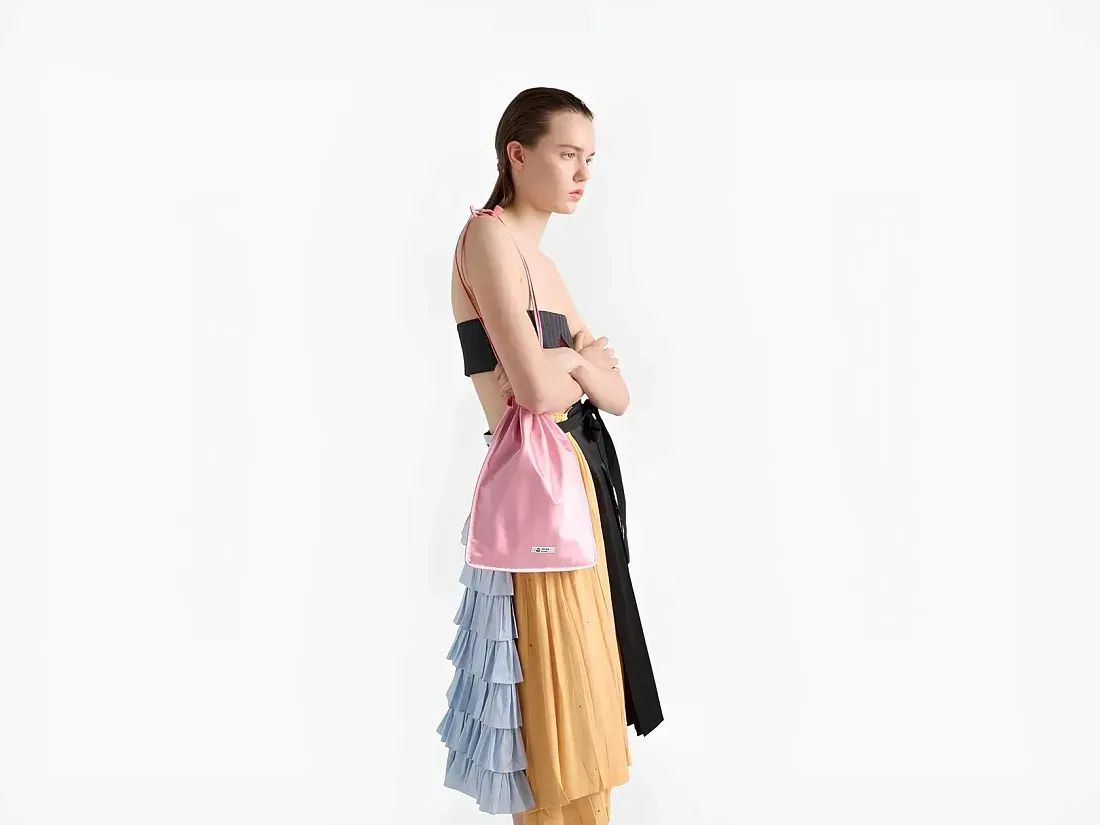Prada Мешочек Wish Petal Pink - фото 4