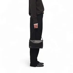 The Row Сумка Nuance Shoulder Dark Brown из кожи Black - фото 2