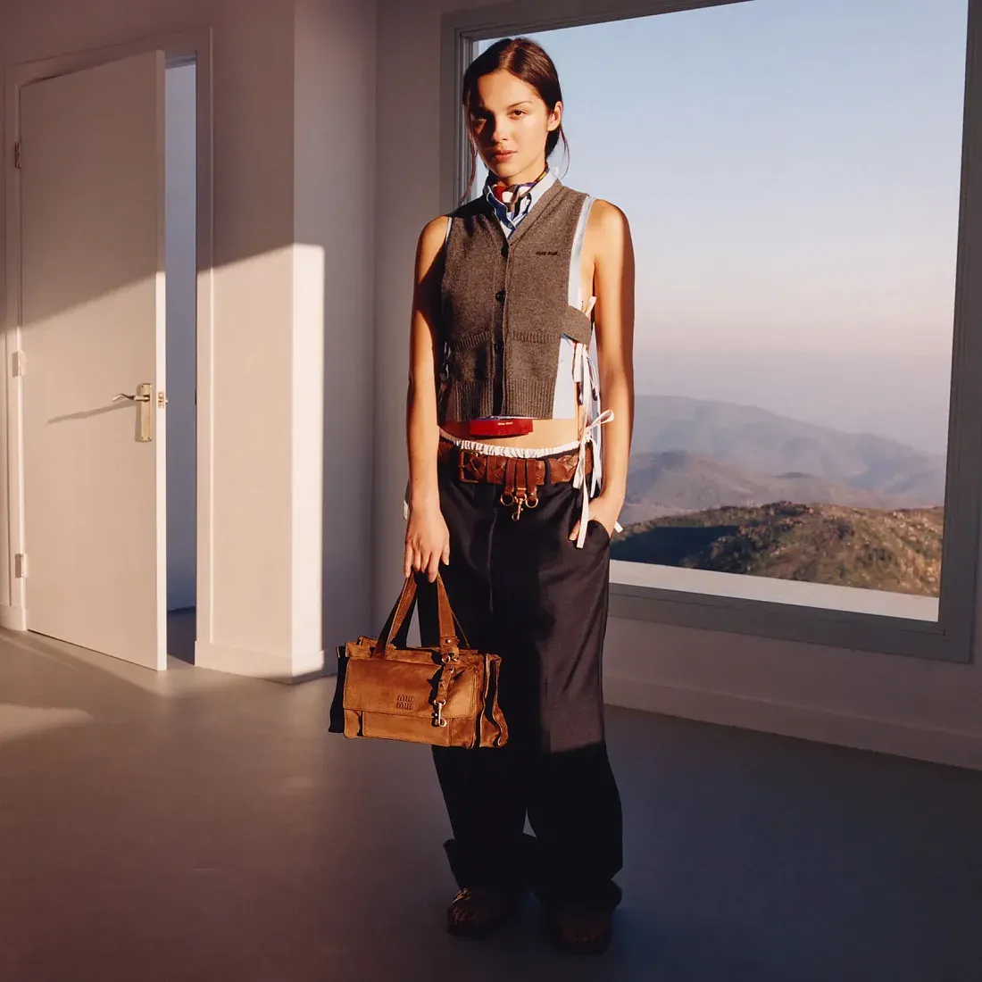 Miu Miu Сумка Utilitaire Cocoa Brown - фото 7