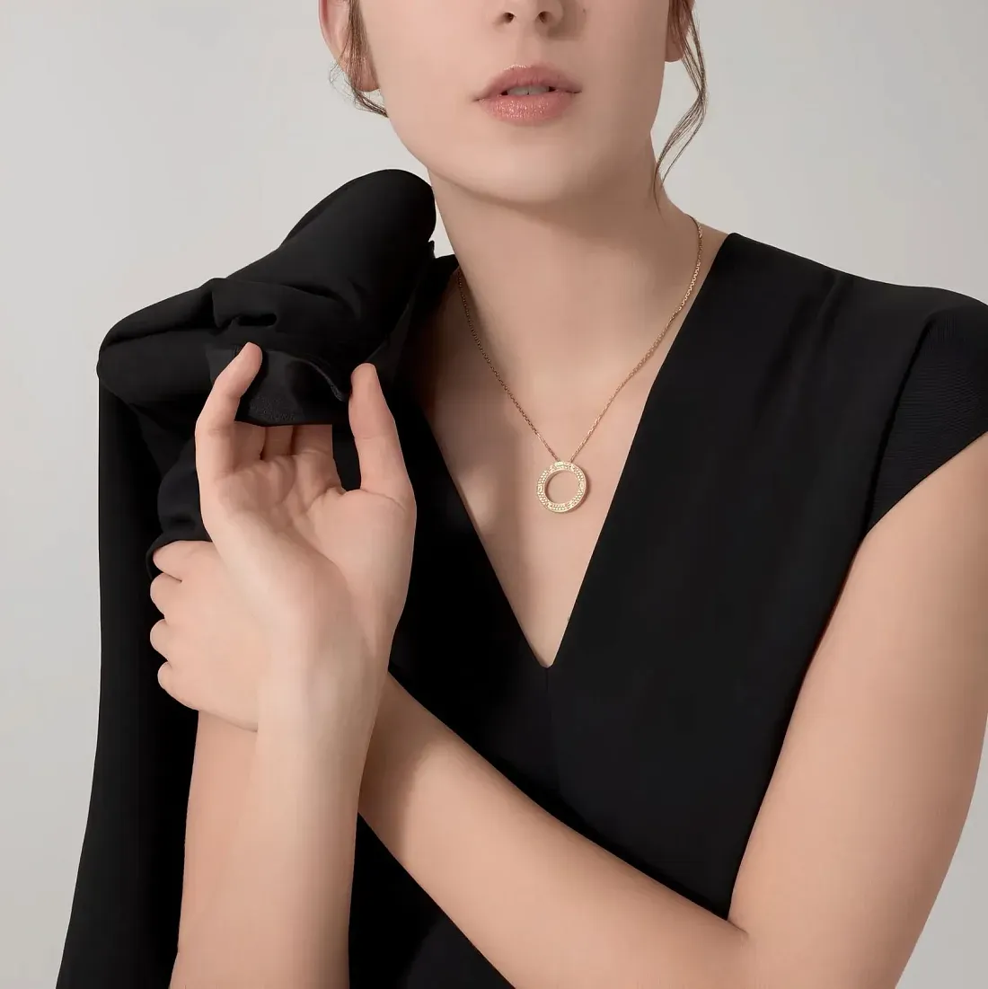 Cartier Кулон Love, paved Yellow Gold - фото 2
