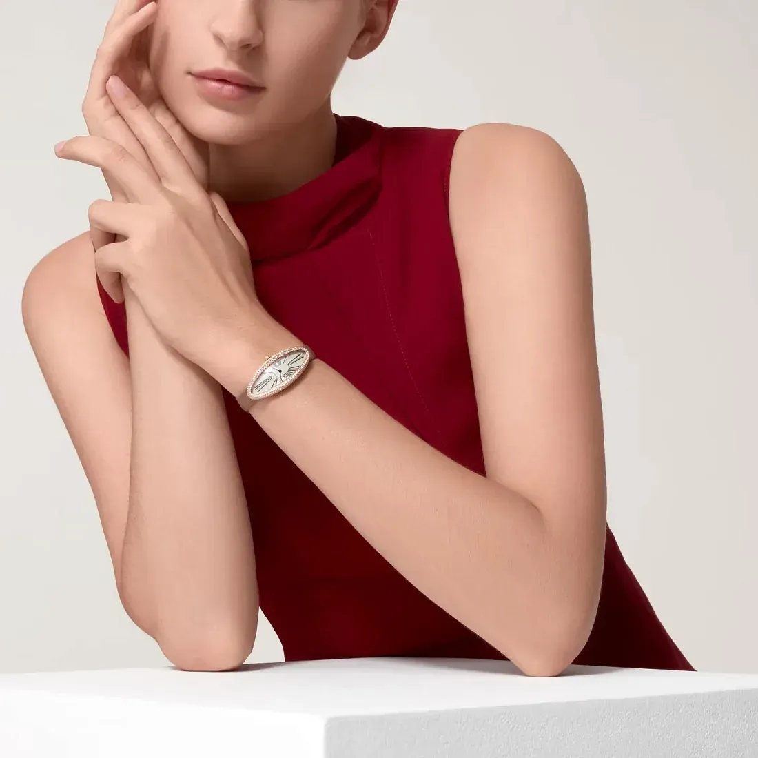 Cartier Часы Baignoire Allongee watch - фото 2