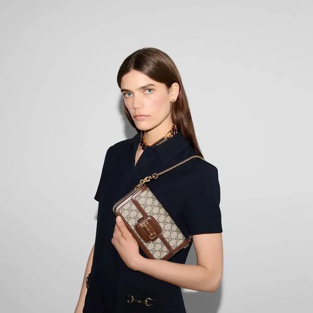 Gucci Мини-сумка Horsebit 1955 Beige / Ebony - фото 2