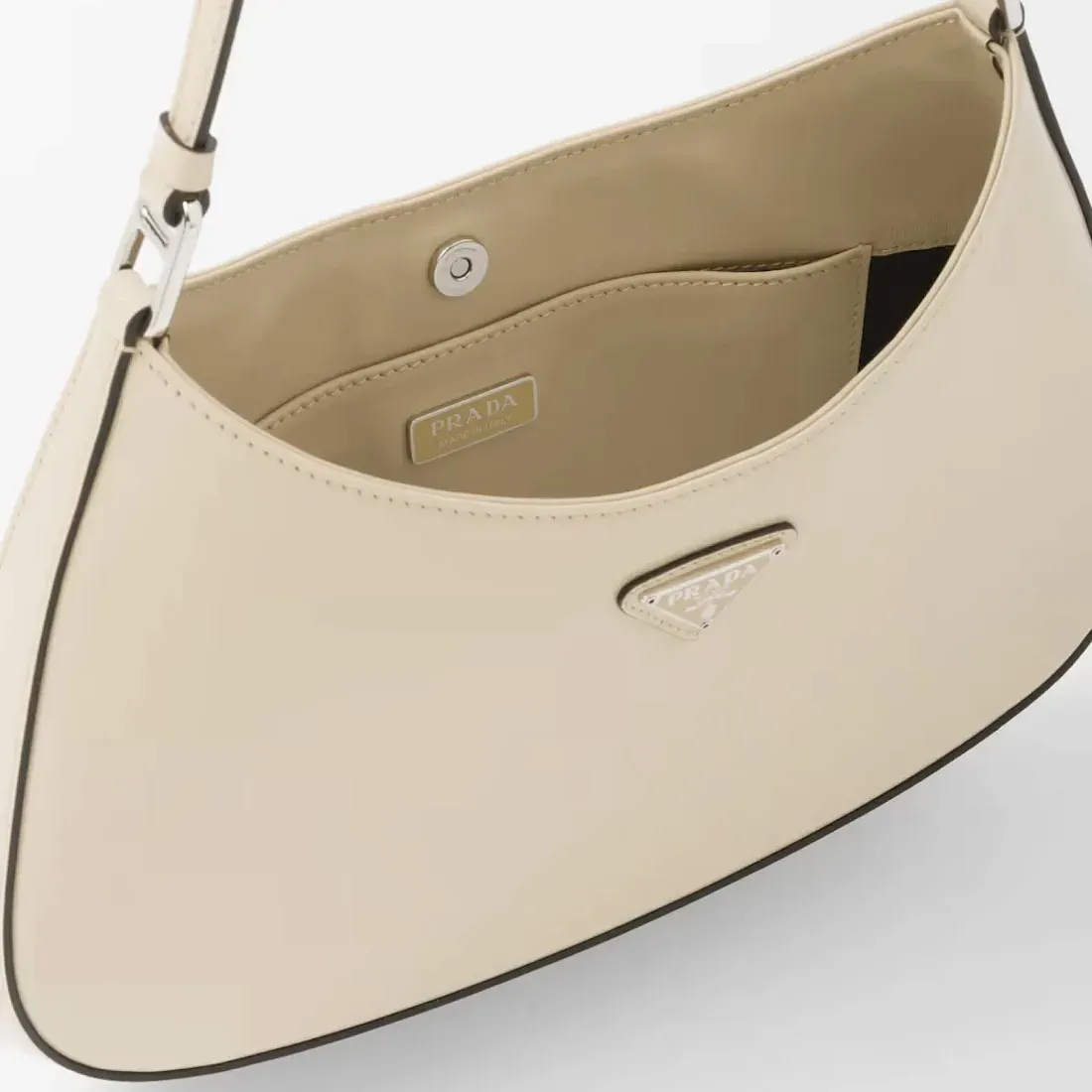 Prada Сумка Cleo из лакированной кожи Desert - фото 5