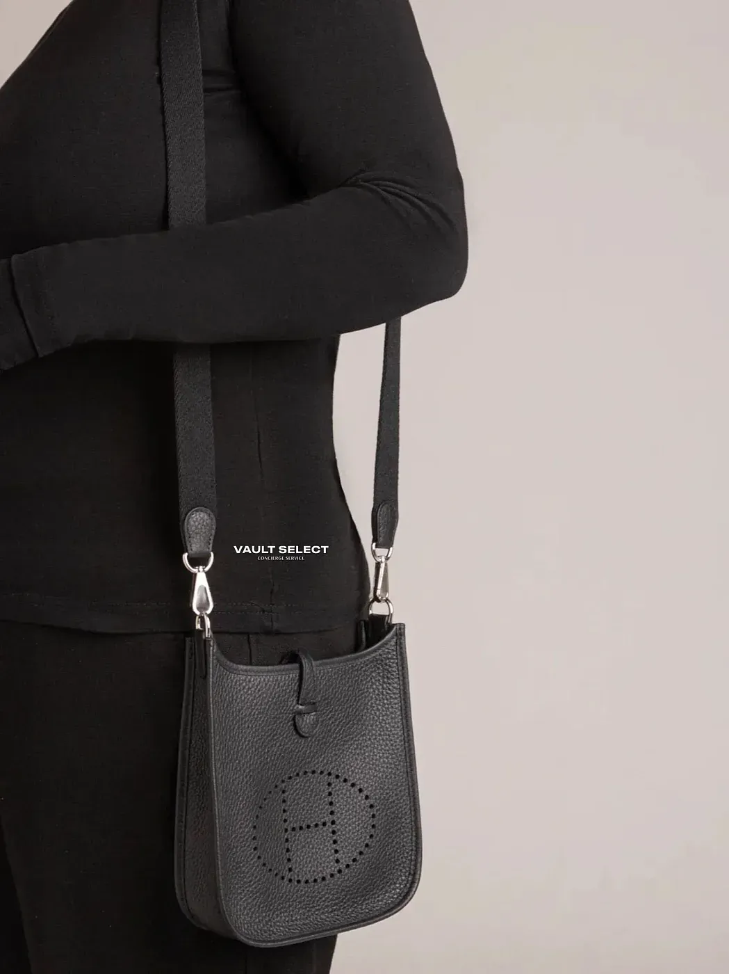 Hermès Сумка Evelyne 16 Black Clemence Palladium Hardware - фото 2