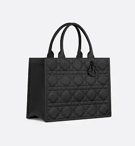 Dior Сумка Book Tote ultra-matte black calfskin среднего формата - фото 2