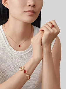 Van Cleef & Arpels Реверсивное кольцо Vintage Alhambra - фото 2